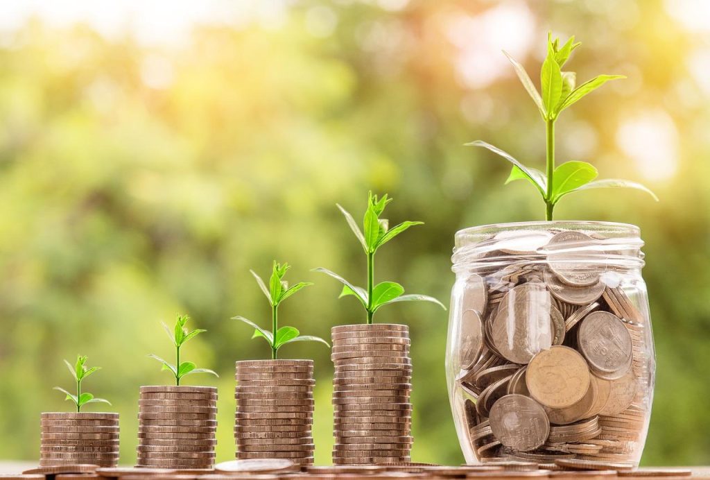 Infographic over het meten van succes in financiële dienstverlening met financiële indicatoren